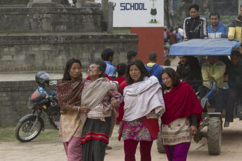 Adem&aacute;s de los fallecidos, unas 6,237 personas resultaron heridas. (Foto EFE)