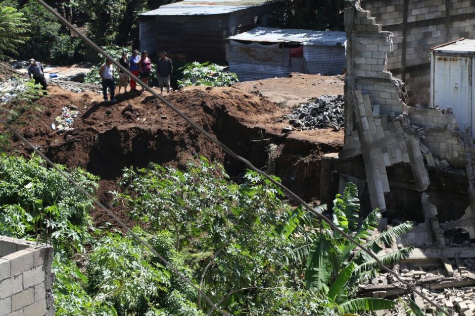 Este es el lugar de la tragedia en Santa Isabel II. (Foto: Alejandro Balan/Soy502) 
