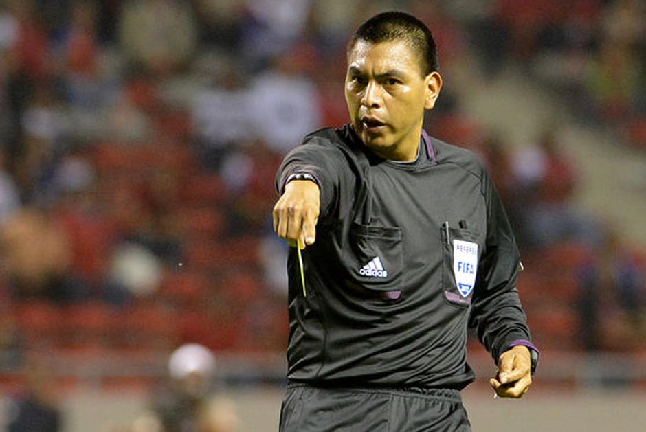 El &aacute;rbitro guatemalteco Walter Lopez dirigir&aacute; el duelo Costa Rica - M&eacute;xico. (AFP)