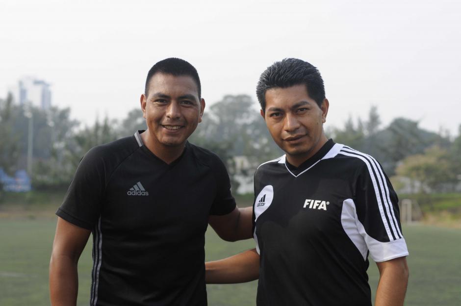 Walter y Gerson L&oacute;pez representar&aacute;n al arbitraje del f&uacute;tbol guatemalteco. (Foto: Pedro Pablo MIjangos/Soy502)