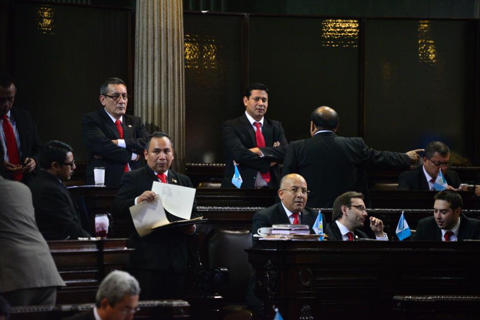 El diputado Roberto Villate present&oacute; una moci&oacute;n privilegiada para intentar aprobar las reformas al C&oacute;digo de Trabajo, al final fue rechazada. (Foto: Archivo/Soy502)&nbsp;