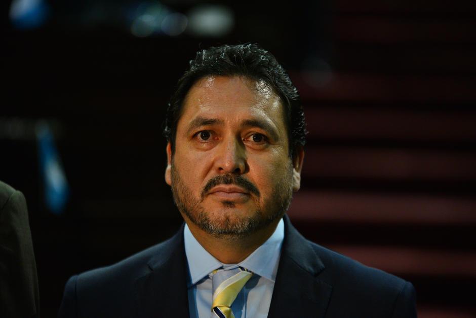 La Corte de Constitucionalidad (CC) reactivó el antejuicio contra el diputado Gudy Rivera a quien se pidió investigar por el supuesto tráfico de influencias en el caso de las comisiones de postulación. (Foto: Archivo/Soy502)