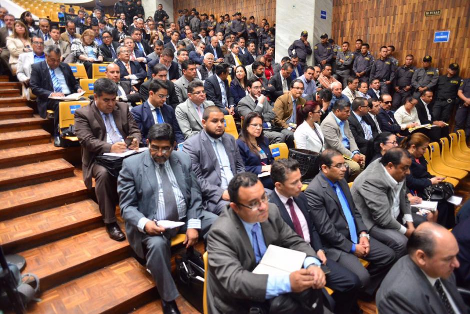 El caso de Cooptaci&oacute;n del Estado podr&iacute;a tener sus primeros acusados condenados ya que tres de 50 aceptaron los cargos en su contra y se someter&aacute;n a un juicio expr&eacute;s. (Foto: Archivo/Soy502)