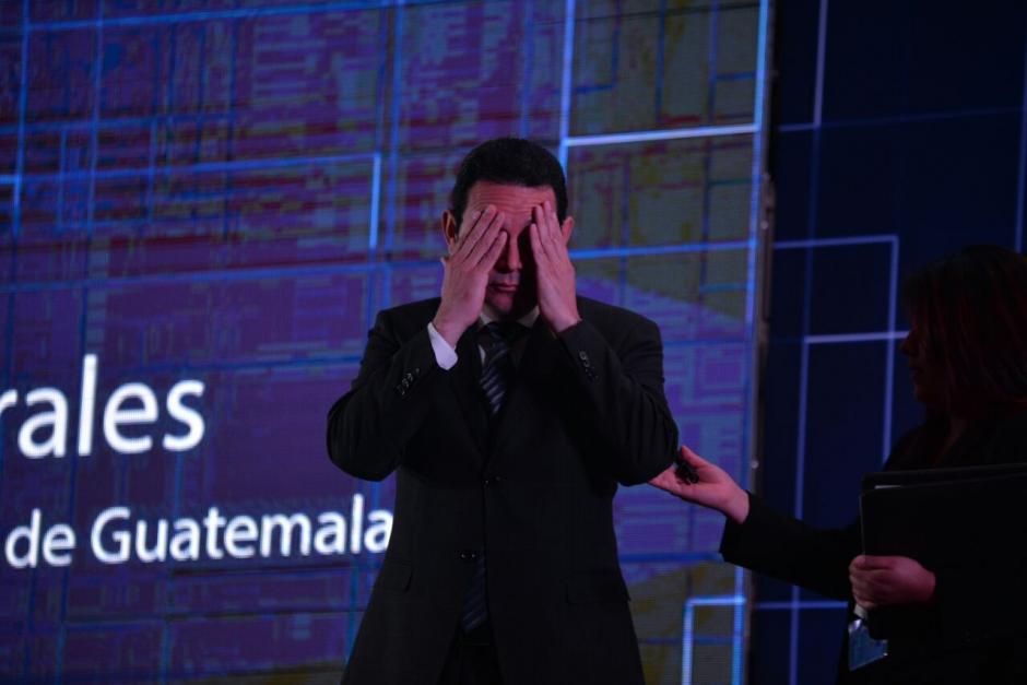 El presidente reconoci&oacute; la brecha digital y se comprometi&oacute; a reducirla. (Foto: Wilder L&oacute;pez/Soy502)