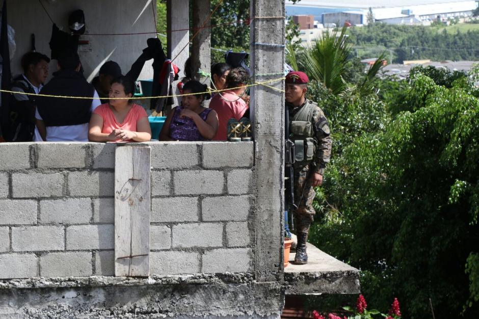 Treinta familias tendr&aacute;n que ser desalojadas del sector 23 de Santa Isabel II, Villa Nueva. (Foto: Alejandro Bal&aacute;n/Soy502)