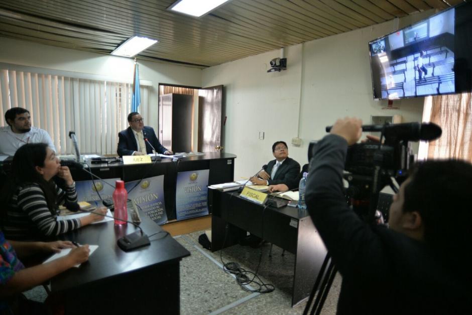 La audiencia de primera declaraci&oacute;n del supuesto asesino se lleva a cabo a trav&eacute;s de videoconferencia. (Foto: Wilder L&oacute;pez/Soy502)