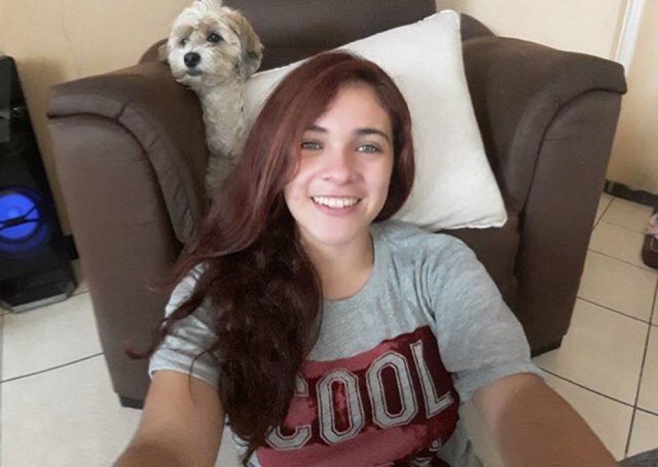 Luc&iacute;a Samayoa fue vista por &uacute;ltima vez el mi&eacute;rcoles 5 de octubre a las 9:00 horas. (Foto: Cortes&iacute;a Familia Samayoa)