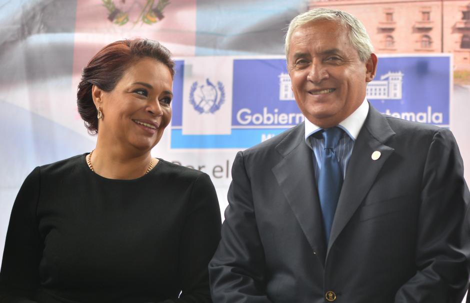 La vicepresidenta Roxana Baldetti y el presidente Otto Pérez podrían ser condenados en un juicio, debido a la información que en poder de alias "Eco" quien dará detalles de cómo operaba la red La Línea. (Foto: Archivo/Soy502)&nbsp;