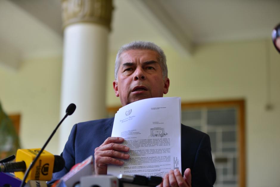 El presidente del Congreso de la República, Luis Rabbé, aseguró que para atender las peticiones de la población se retomará una iniciativa de Ley que busca reformar la Ley Electoral y de Partidos Políticos presentada en 2013. (Foto: Widler López/Soy502)