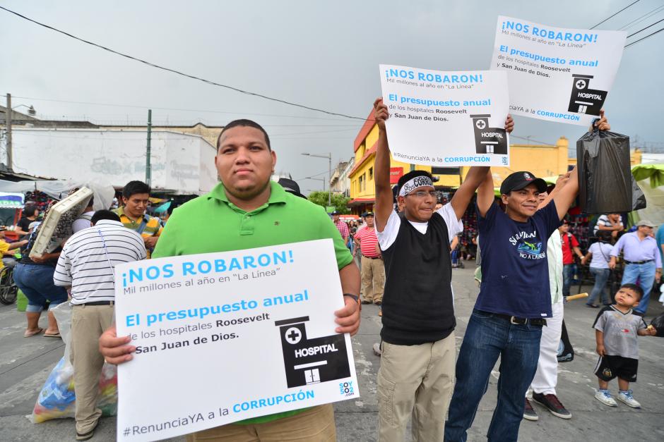 Miles de guatemaltecos salieron a las calles a manifestar el pasado 16 de mayo. (Foto: Fredy Hernández/Soy502)