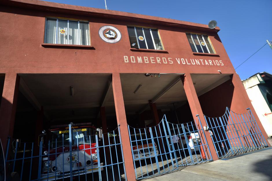 Los Bomberos Voluntarios realizan el baile anual para recaudar fondos para la 31 compa&ntilde;&iacute;a. (Foto: Wilder L&oacute;pez/Soy502)