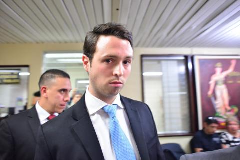 Juez condena a Rodrigo Ban&uacute;s a realizar trabajo social durante un a&ntilde;o 