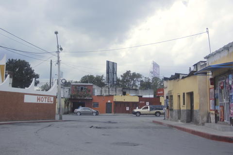 San Antonio, un barrio que vive con temor de un nuevo hundimiento