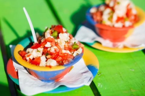 El borracho superlativo de la cevichería