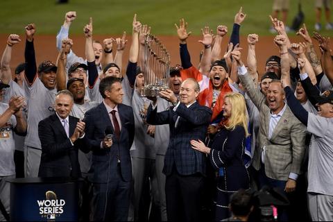 Los Astros de Houston ganan la Serie Mundial de B&eacute;isbol