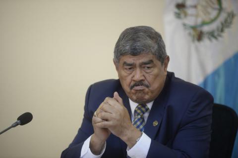 Contralor, los chequecitos del Ejército están en su cancha