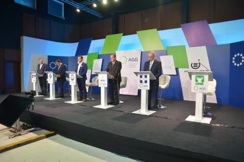 Los momentos más intensos del debate presidencial de la AGG 
