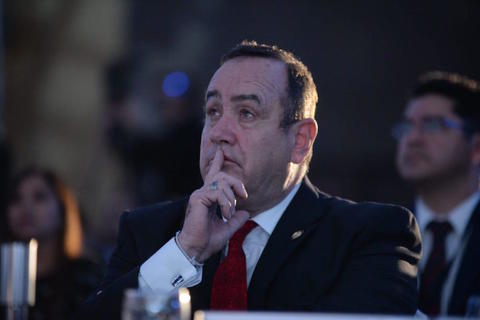 Una solicitud a Giammattei provoca la salida de FECI de Caso IGSS