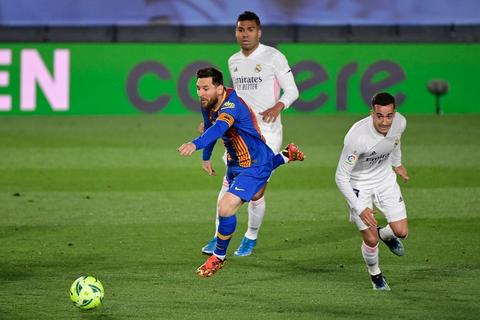 Real Madrid se impone al Barcelona y sueña con LaLiga