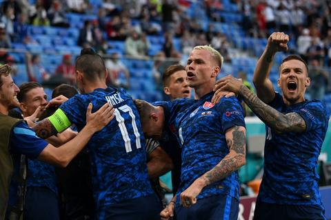 Eurocopa 2021: Eslovaquia sorprendi&oacute; y venci&oacute; a la Polonia de Lewandowski