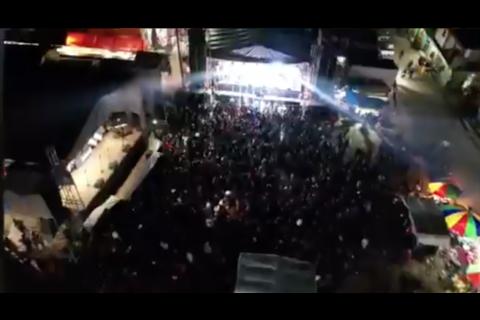 Pobladores de Quiché se oponen a suspender concierto durante toque de queda 