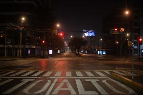 ¿Todavía está vigente el toque de queda? Esto es lo que debes saber 