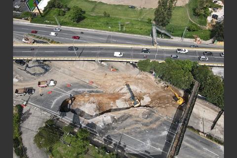 Ya se espera la llegada de los puentes que se instalarán en el agujero de Villa Nueva
