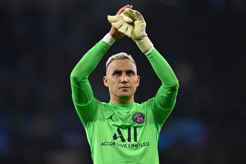 Keylor Navas alberga a refugiados ucranianos en su casa