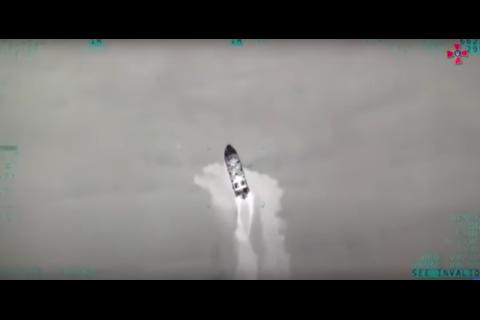 Así fue cómo Ucrania destruyó con misiles dos barcos rusos (video)