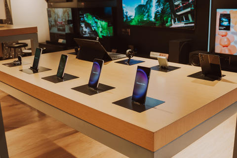 Explora el futuro de los celulares en la nueva tienda de Samsung