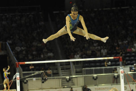Ana Sofía Gómez pide apoyo para gimnastas que competirán en el extranjero