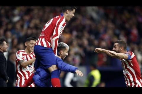 Ángel Correa anota el primer gol de la historia desde la banca (video)