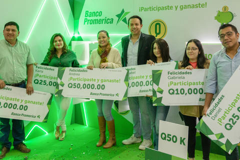 Banco Promerica hace entrega de premios en efectivo