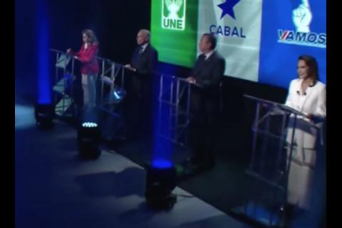 Mulet señala a Sandra Torres: 'Usted resucitó a Joviel Acevedo'