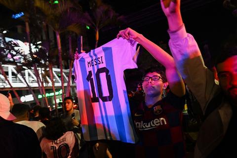 &iexcl;Locura! As&iacute; fue el recibimiento al Inter Miami de Leo Messi en El Salvador