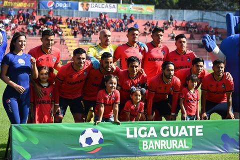 &iexcl;Oficial! Municipal es multado y pierde el partido en la mesa ante el Deportivo Mixco