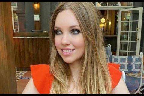 Rusa revela c&oacute;mo usan las canciones de Ricardo Arjona en su pa&iacute;s (video)