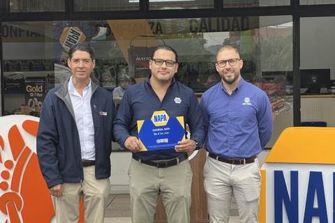 NAPA Auto Parts inaugura su sexta sucursal en Plaza Santander