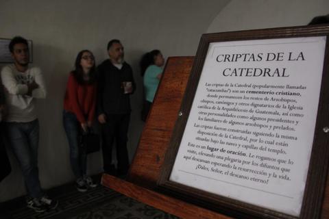 Presidencia analiza acciones por trabajos en criptas de la Catedral