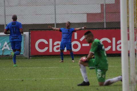 Pedro Alt&aacute;n se viste de h&eacute;roe para darle el triunfo a Municipal