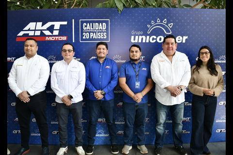 Así es la nueva motocicleta GT125, disponible en La Curacao