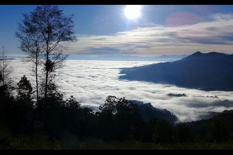 Entre nubes y pino: As&iacute; es el m&iacute;stico recorrido por el parque Kum Kum Wutz.