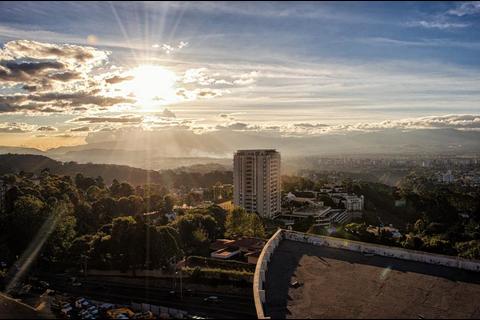 Nublados parciales y fuerte sol: así estará el clima este sábado 6 de diciembre