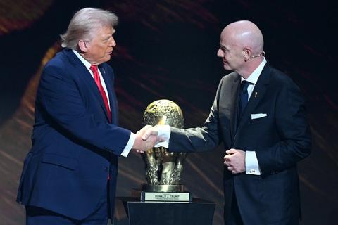 Trump es galardonado con el primer Premio de la Paz de la FIFA