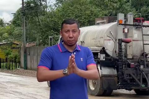 Alcalde JJ Paredes denuncia amenazas y abandona transmisión en vivo (video)