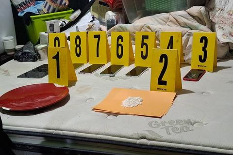 Capturan a extranjera y localizan droga durante allanamiento