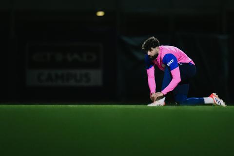 A distancia: Arsenal y Manchester City contin&uacute;an con su pulso por el liderato