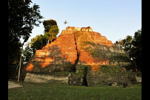 Parque Nacional Yaxh&aacute;: El sitio arqueol&oacute;gico maya que debes explorar en Pet&eacute;n
