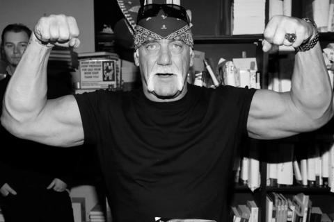 Trataron de revivirlo por media hora, de esto murió Hulk Hogan 