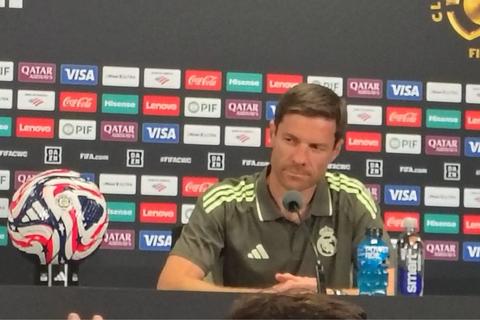  Xabi Alonso y su debut en el Real: 'Empieza el rock and roll'